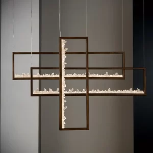 Quartz Pendant New York Aura Trio in dark silver leaf, focusing on geometric structure.