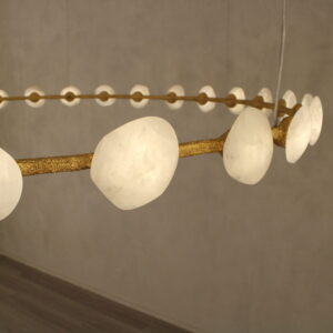 oslo-artisan-crystal-quartz-round-halo-pendant