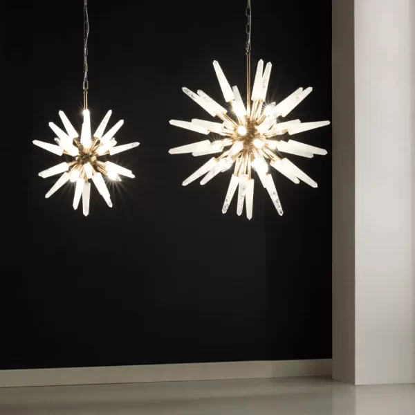 Pair of Vancouver chandeliers, gold leaf finish, 31.5-inch diameter each, complementary luxury lighting